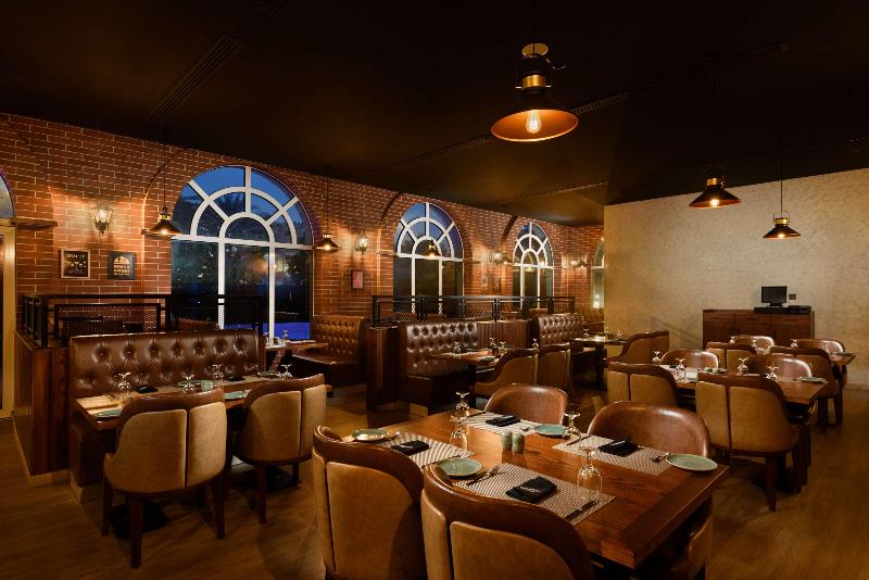 Radisson Blu Hotel, Muscat - Restoran