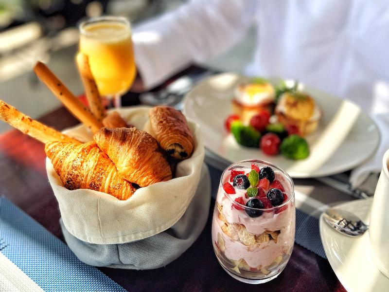 Radisson Blu Hotel, Muscat - Restoran