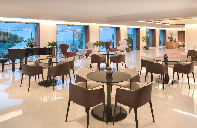 Crowne Plaza Muscat - Bar