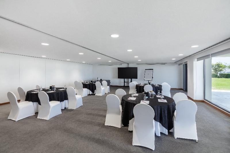 Crowne Plaza Muscat - Toplantı