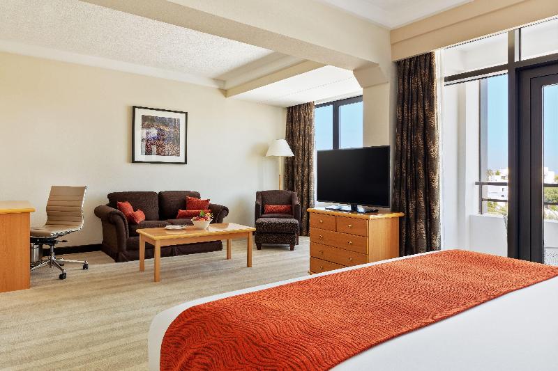 Crowne Plaza Muscat - Oda