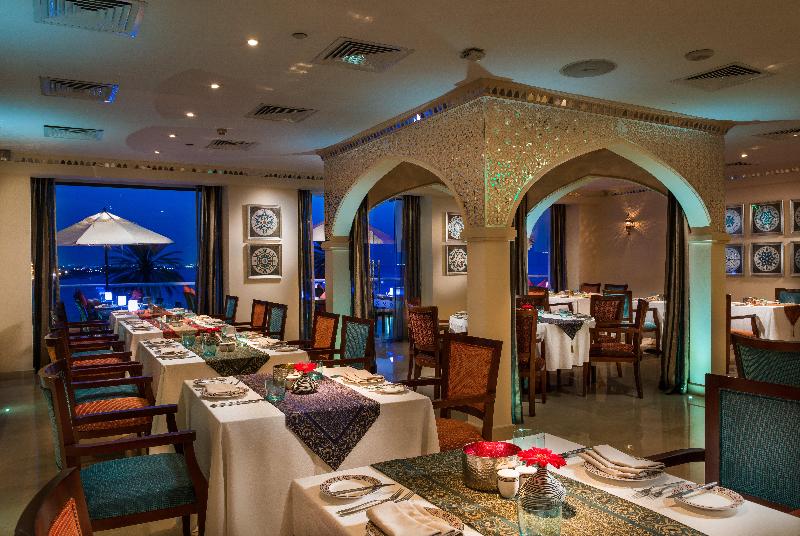 Crowne Plaza Muscat - Restoran