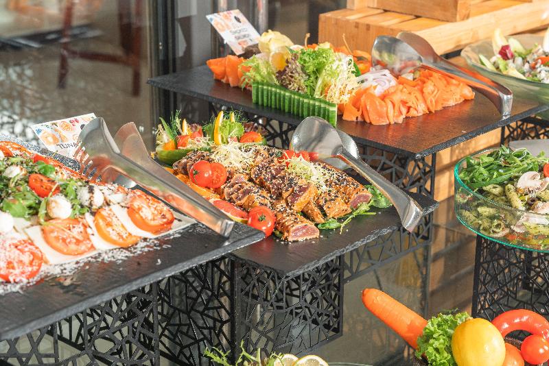 Crowne Plaza Muscat - Restoran