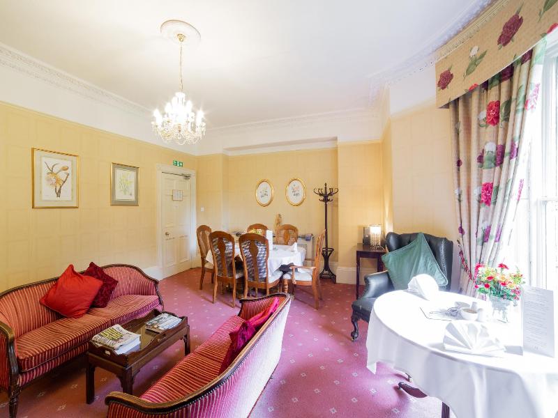 Bailbrook House - Lobi