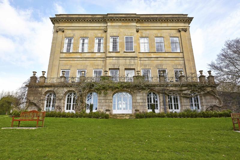 Bailbrook House - Genel