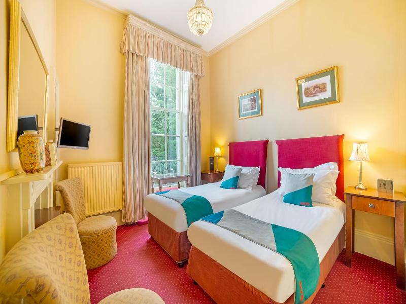 Bailbrook House - Genel