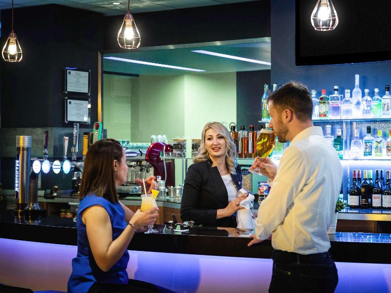 Novotel Reading Centre - Bar