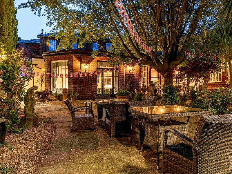 Mercure Salisbury White Hart Hotel - Genel