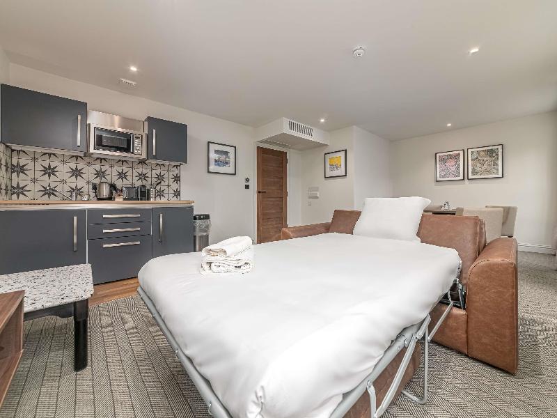 Mercure Salisbury White Hart Hotel - Oda