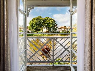Sunday London Staines-upon-Thames Heathrow T5 fotoÄŸrafÄ±