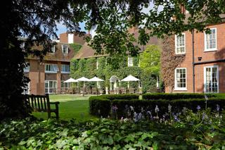 Bush Hotel Farnham fotoÄŸrafÄ±