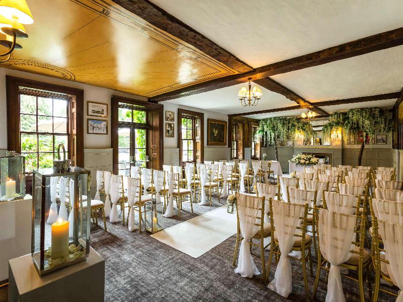 Bush Hotel Farnham - Genel