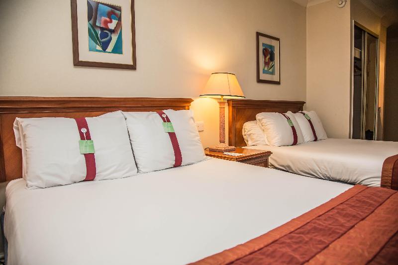 Tong Park Hotel - Oda