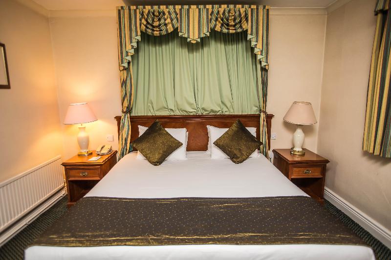Tong Park Hotel - Oda