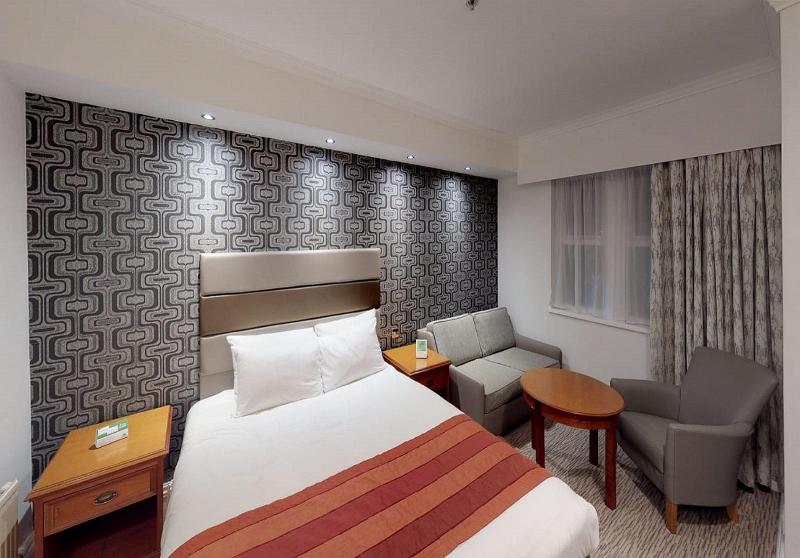 Tong Park Hotel - Oda