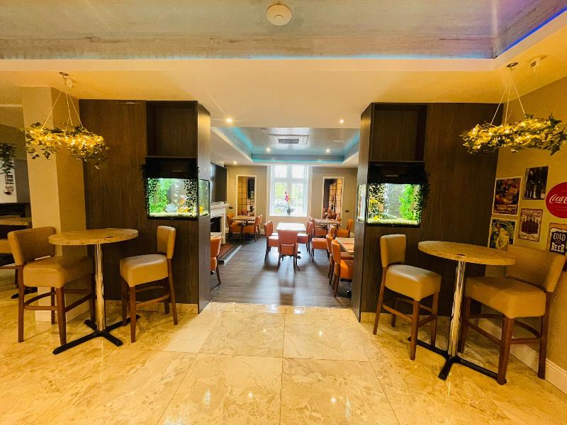 Tong Park Hotel - Restoran