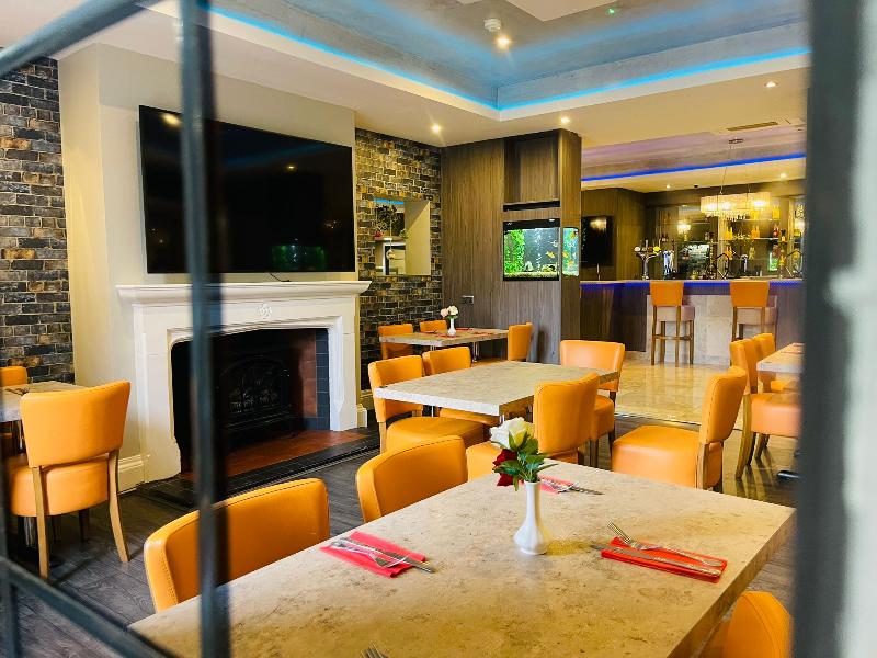 Tong Park Hotel - Restoran