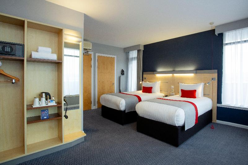Holiday Inn Express Cheltenham Town Centre - Oda