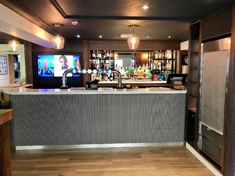 Holiday Inn A55 Chester West - Bar