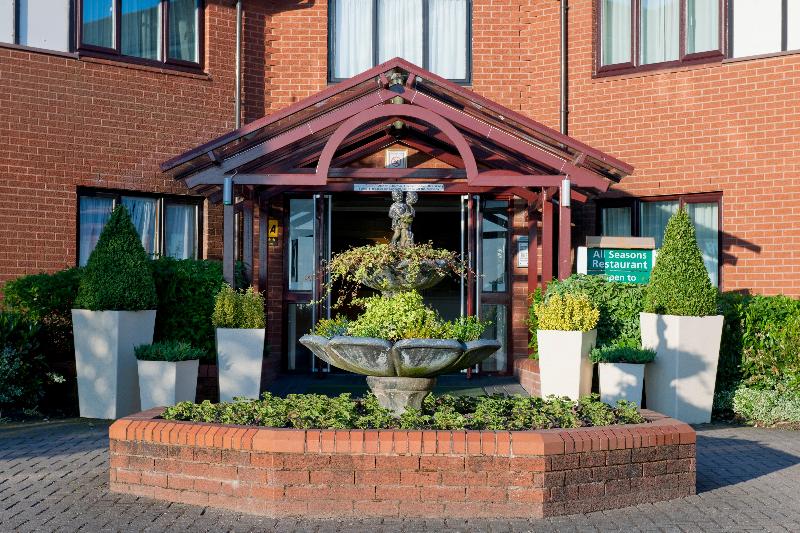 Holiday Inn A55 Chester West - Genel