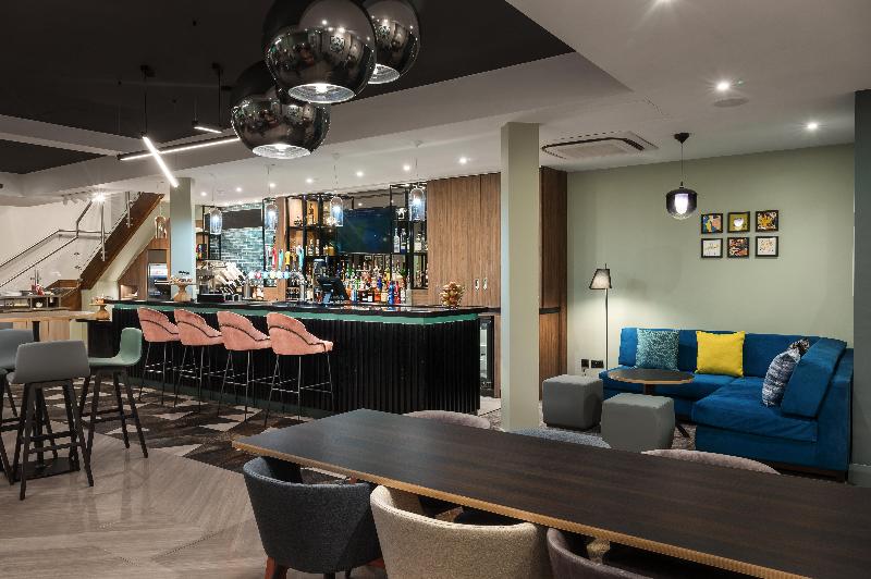 Holiday Inn Lincoln - Bar