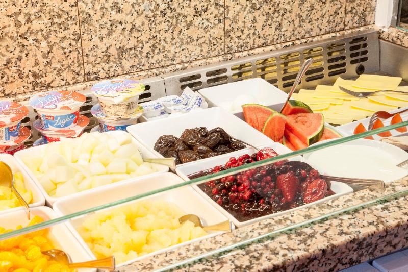 Holiday Inn Lincoln - Restoran
