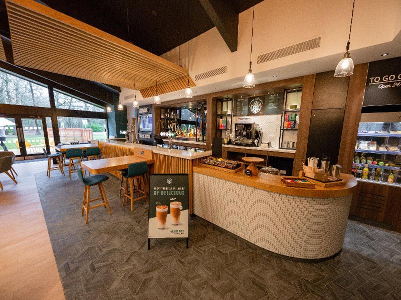 Holiday Inn Newport - Bar