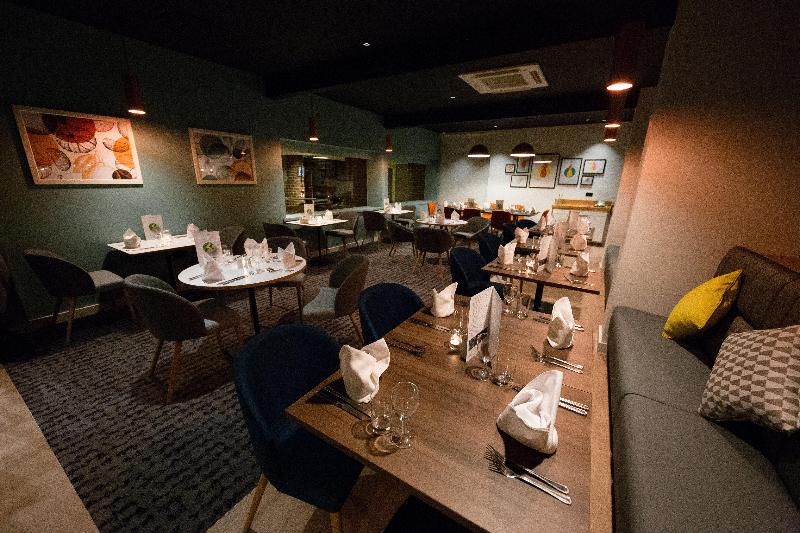 Holiday Inn Newport - Restoran