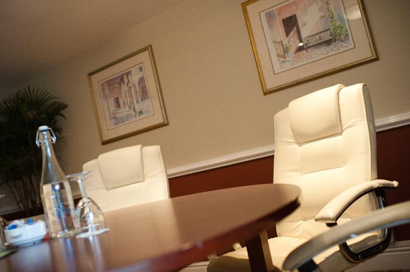 Holiday Inn Milton Keynes - East M1, Jct. 14 - Toplantı