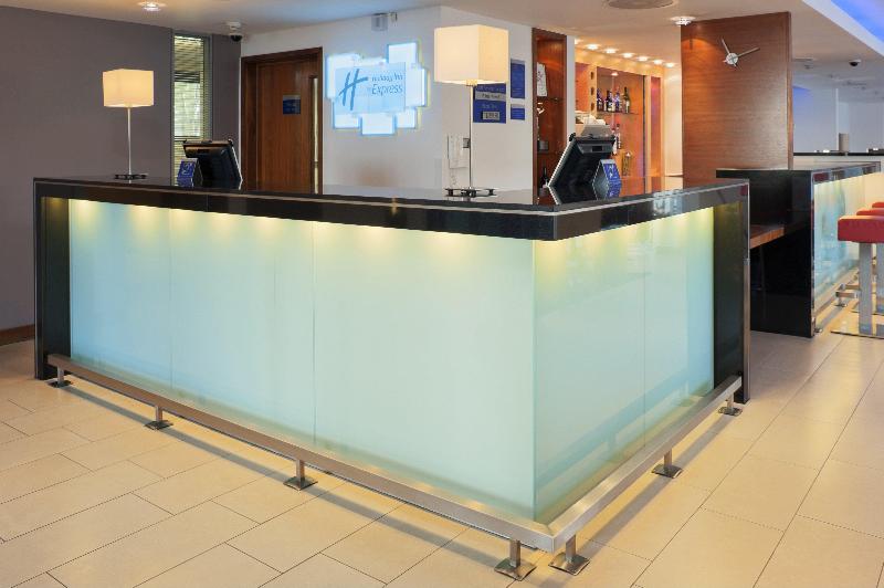 Holiday Inn Express London - Golders Green (A406) - Lobi
