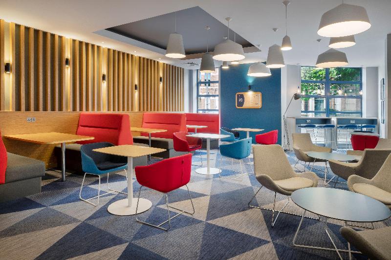 Holiday Inn Express Belfast City - Lobi
