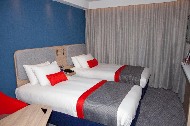 Holiday Inn Express Cardiff Bay - Oda