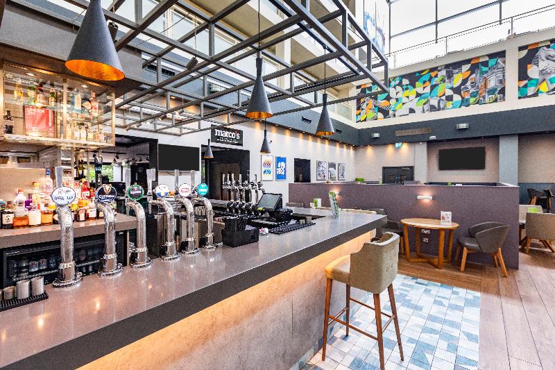 Holiday Inn Milton Keynes - Bar