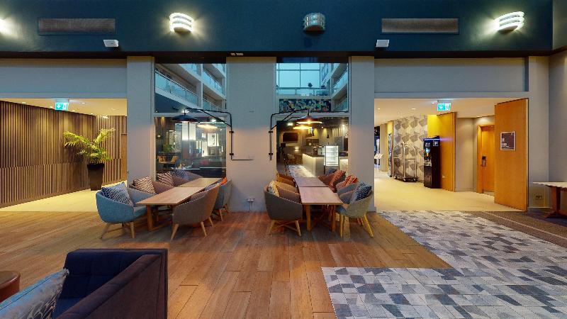 Holiday Inn Milton Keynes - Genel