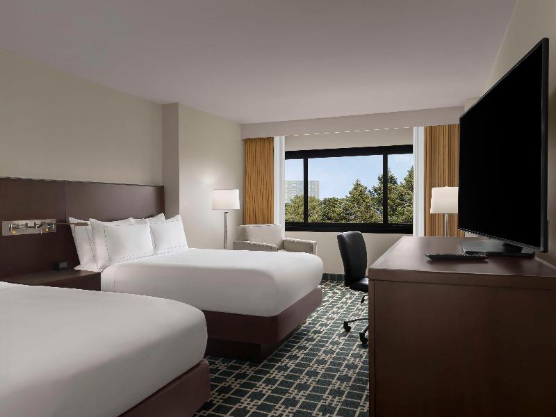 Doubletree Fort Lee George Washington Bridge - Oda