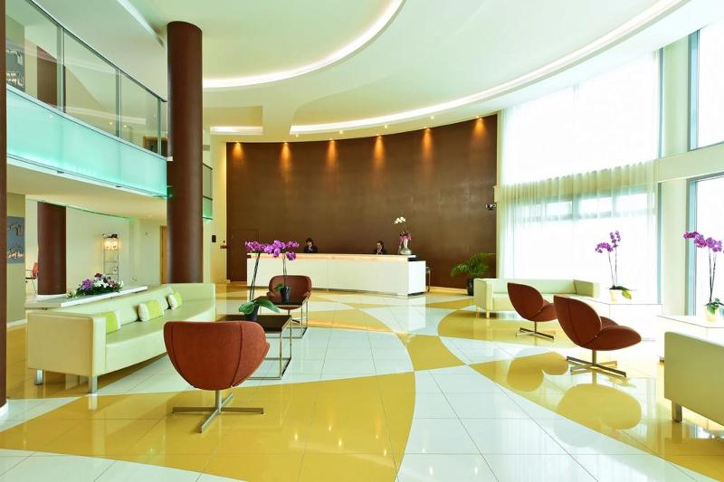 PESTANA PROMENADE PREMIUM OCEAN RESORT - Lobi