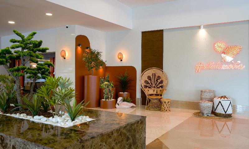 Side Aluna Hotel - Lobi