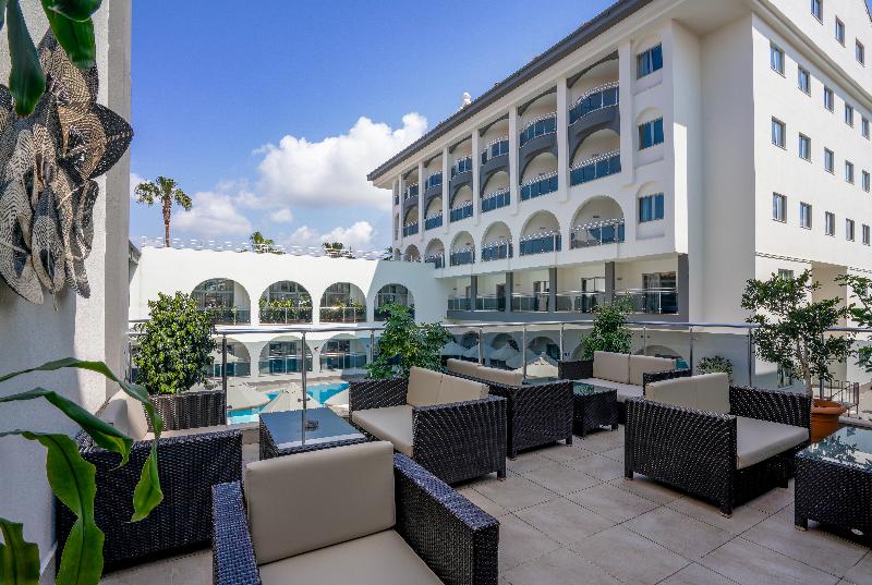 Side Aluna Hotel - Teras