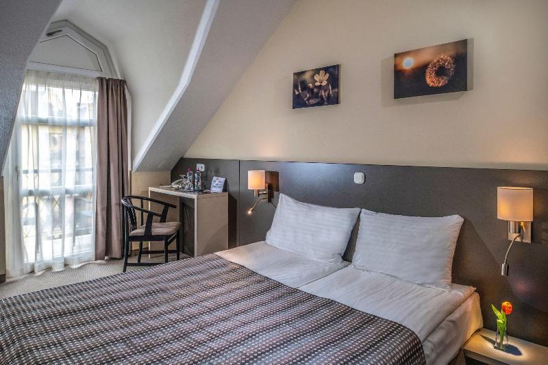 Corvin Hotel Budapest - Corvin wing - Oda