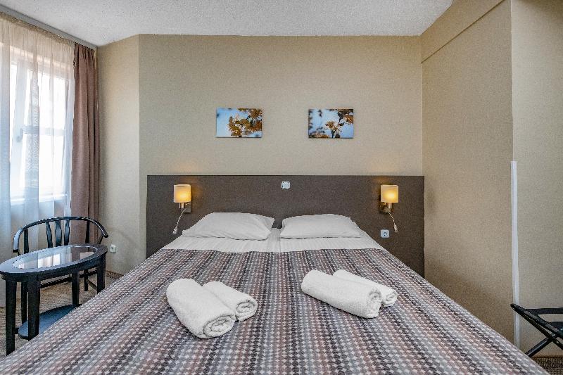 Corvin Hotel Budapest - Corvin wing - Oda