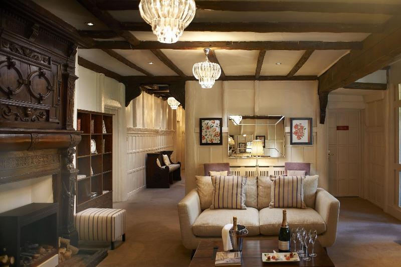 The Manor Elstree - Lobi