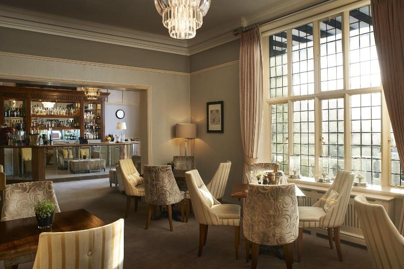 The Manor Elstree - Lobi