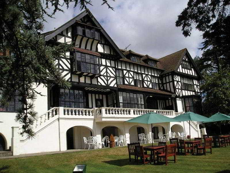 The Manor Elstree fotoÄŸrafÄ±