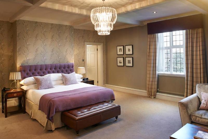 The Manor Elstree - Oda