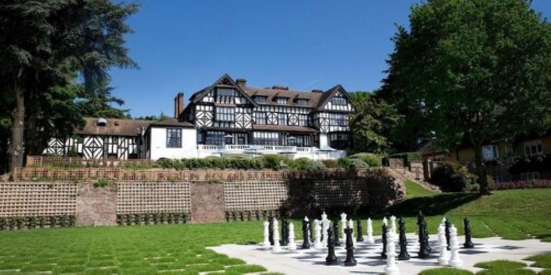 The Manor Elstree - Teras