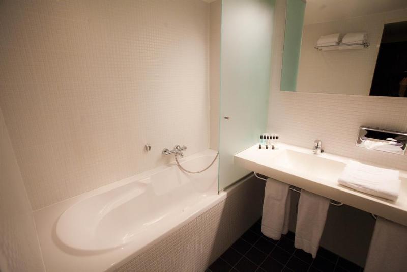 Van der Valk Hotel Rotterdam-Blijdorp - Genel