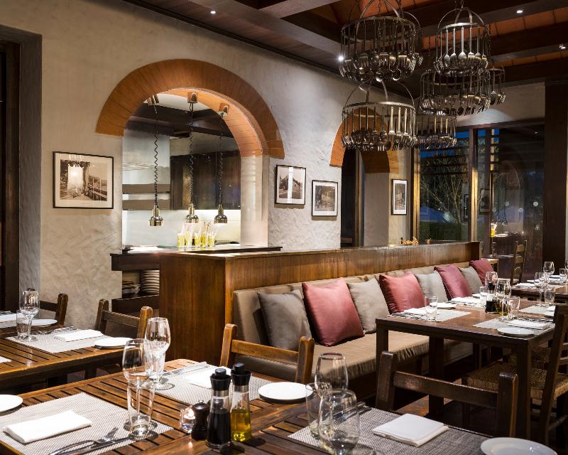 Le Meridien Chiang Rai Resort, Thailand - Restoran