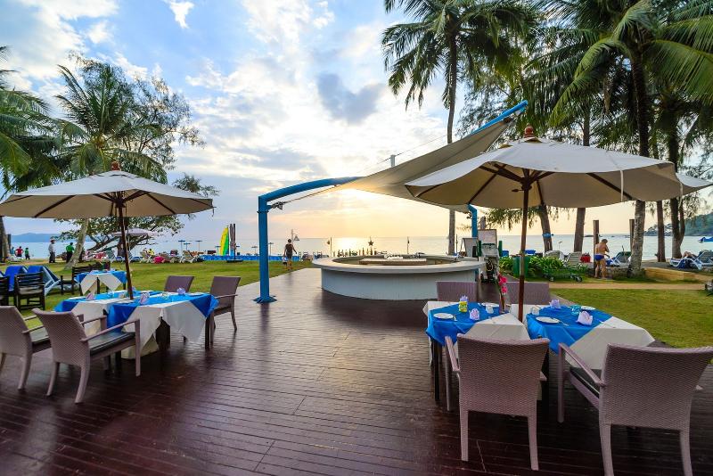 The Briza Beach Resort Khaolak - Bar