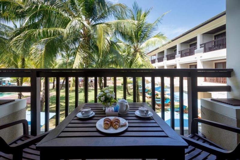 The Briza Beach Resort Khaolak - Oda