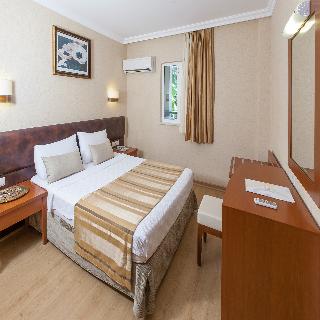 Julian Club Hotel fotoÄŸrafÄ±